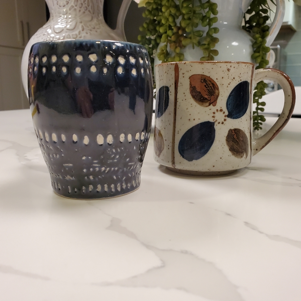 COPY - Blue mug and floral mug, great used condition